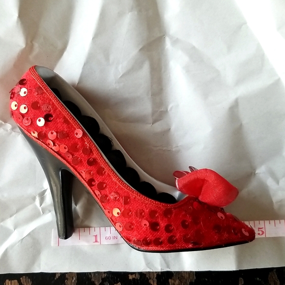 Ruby Red Slipper, Ring Holder.❤❤ - Picture 4 of 4